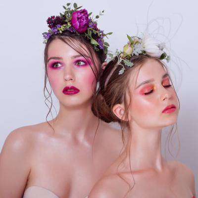 Dwie Modelki Z Profesjonalnym Jasnym Makijazem 285806 27